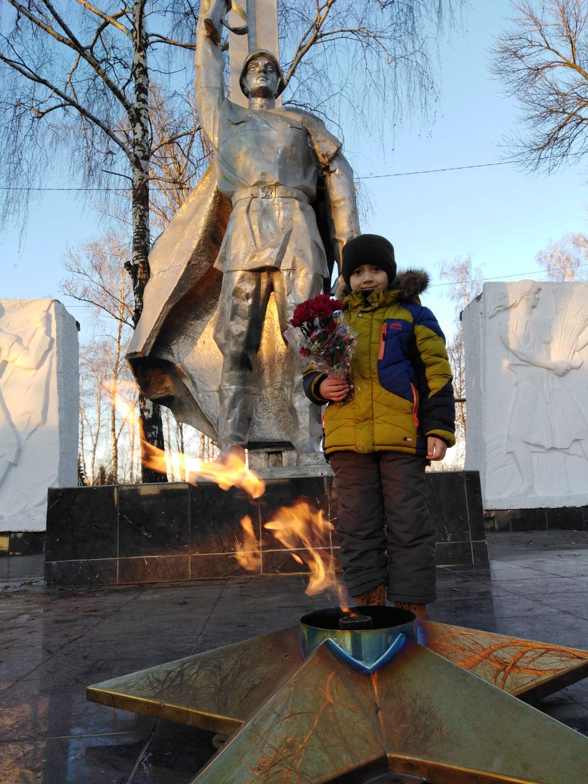 День Неизвестного солдата.